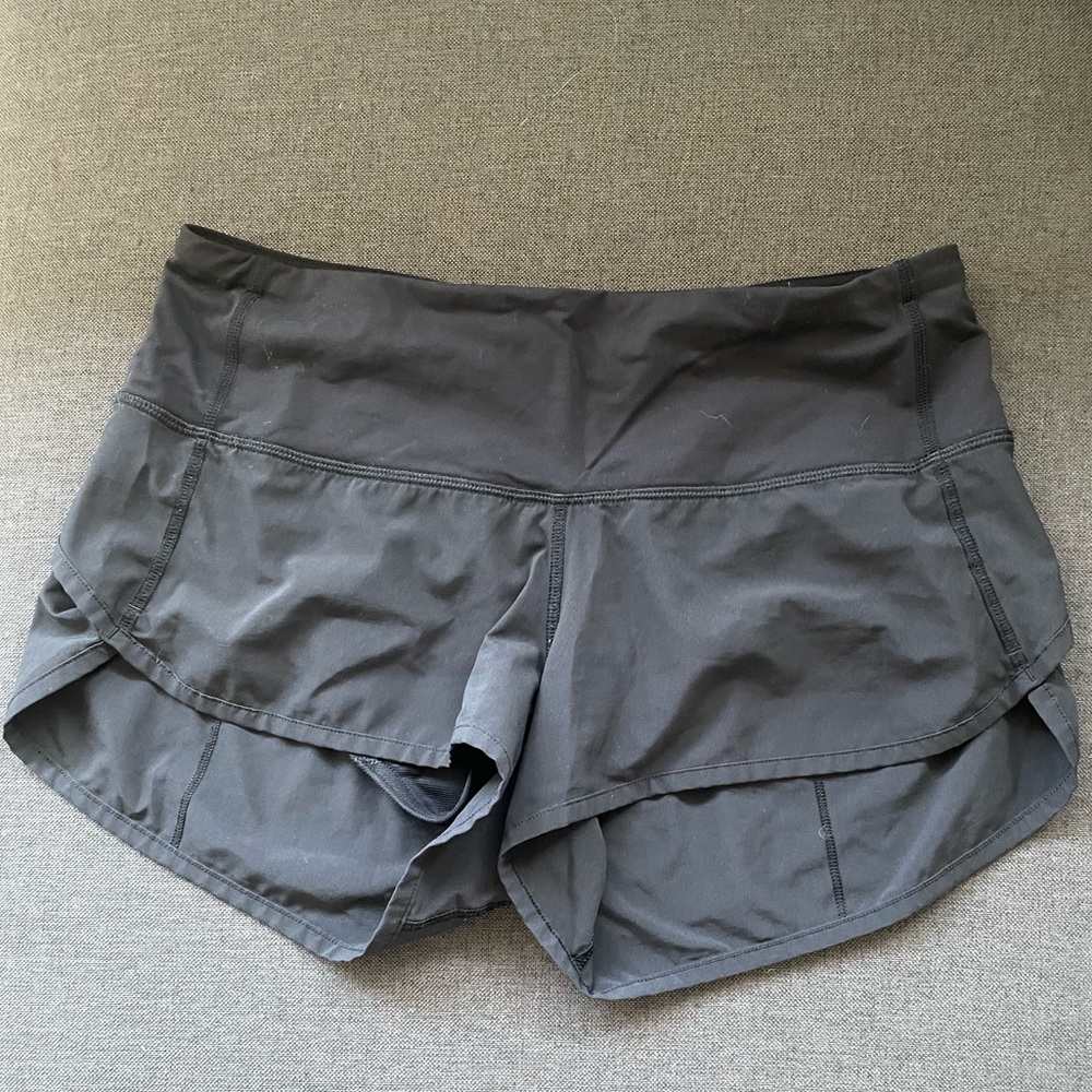 Lululemon short shorts